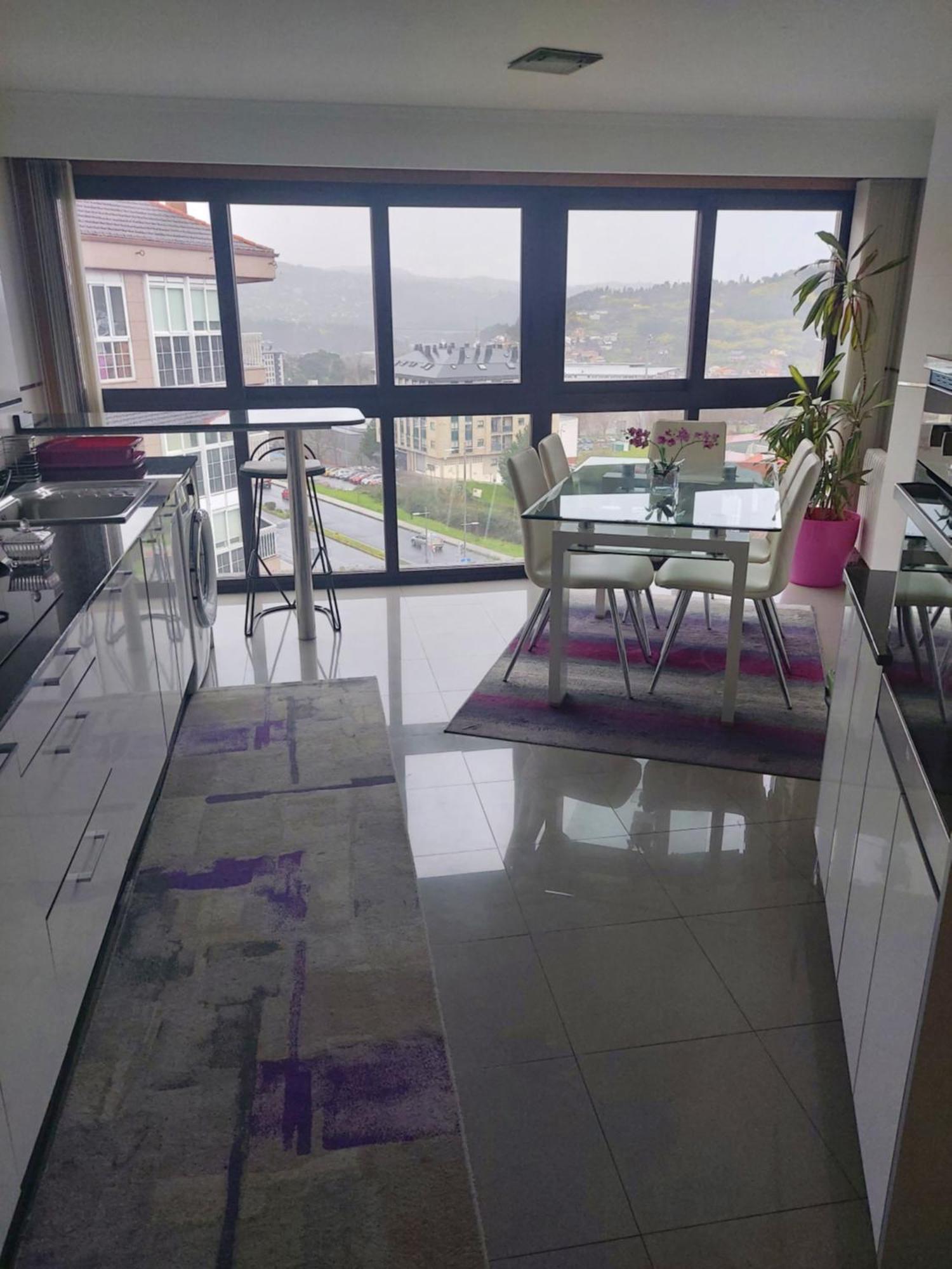 Duplex Grandes Cristaleras Impresionantes Vistas Apartment Ourense Exterior photo