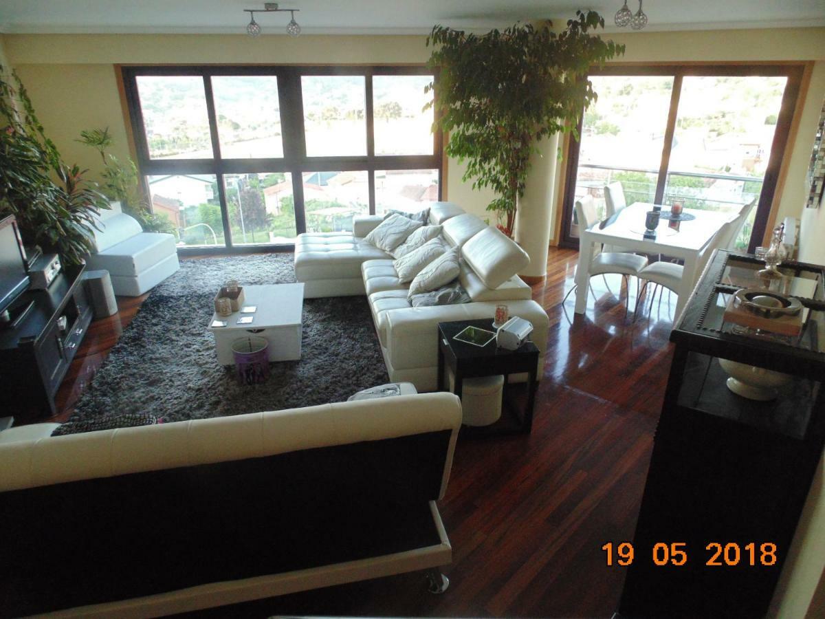 Duplex Grandes Cristaleras Impresionantes Vistas Apartment Ourense Exterior photo